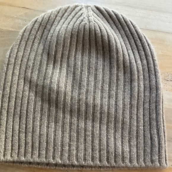 JENNI KAYNE CASHMERE BEANIE /NEW - Picture 2 of 5